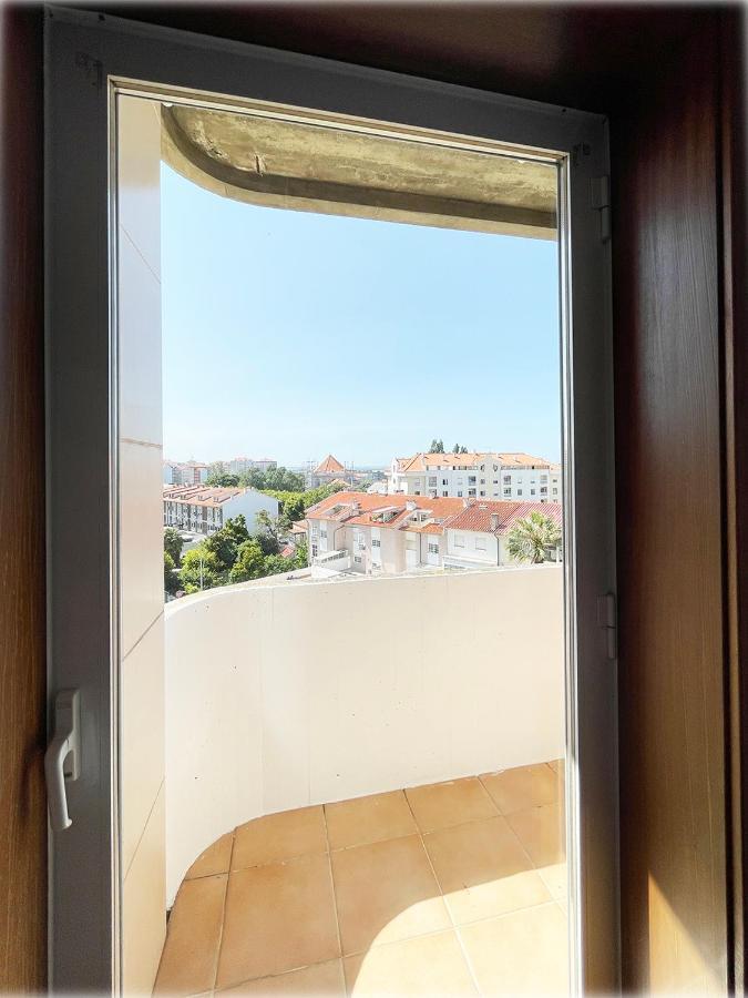 Yellow House Aveiro Smart Tv And Garage Exterior foto